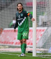 Fussball: 1. Bundesliga Saison 2010/2011: Bremen, FRINGS