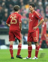 Fussball CHL  Saison 2011/2012: Thomas Mueller , Mario Gomez (v. li., FC Bayern Muenchen)