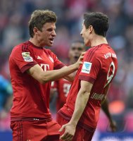 Fussball 1. Bundesliga Saison 15/16: FC Bayern Muenchen - Borussia Dortmund
