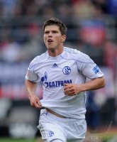 Fussball 1. Bundesliga  Saison 2010/2011: Klaas Jan Huntelaar (FC Schalke 04)