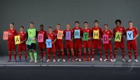 Fussball 1. Bundesliga 2012/2013:  Fototermin beim  FC Bayern Muenchen