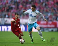 Fussball 1. Bundesliga Saison 15/16: FC Bayern Muenchen -  FC Schalke 04