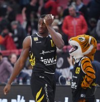 Basketball 1. Bundesliga 17/18 Hauptrunde: Walter Tigers Tuebingen - Eisbaeren Bremerhaven
