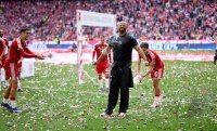 Fussball 1. Bundesliga 25/26: FC Bayern Muenchen 35. Deutschen Meisterschaft