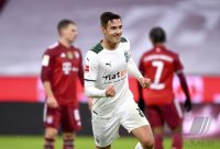 Fussball 1. Bundesliga Saison 21/22: FC Bayern Muenchen - Borussia Moenchengladbach