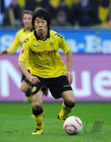Fussball: 1. Bundesliga Saison 2010/2011: Dortmund, KAGAVA Einzelaktion