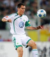 FUSSBALL, 1. BUNDESLIGA, WOLFSBURG, SCHAEFER EINZELAKTION