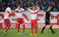 Fussball 1. Bundesliga  Saison 2010/2011: FC Schalke 04  - VfB Stuttgart