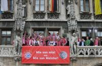 Fussball 1. Bundesliga :  JUBEL FC Bayern Muenchen