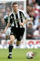 Fussball Barclays Premiership: Newcastle, MILNER