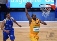 Basketball 1. Bundesliga 14/15 Hauptrunde:  Walter Tigers Tuebingen - Loewen Braunschweig
