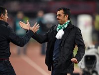 Fussball 1. Bundesliga 13/14:  JUBEL Trainer Robin Dutt (SV Werder Bremen)