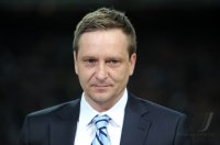 FUSSBALL CHL  Saison 10/11: Horst Heldt  (FC Schalke 04)