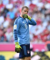 Fussball 1. Bundesliga Saison 15/16: Torwart Manuel Neuer (FC Bayern Muenchen)