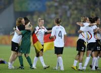 FUSSBALL  Olympia 2008   Vorrunde  Frauen   Deutschland - Japan