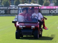 Fussball 1. Bundesliga, Saison 2012/2013:  FC Bayern Muenchen Lederhosen Termin