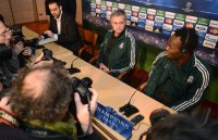 FUSSBALL INTERNATIONAL  CHL ACHTELFINALE 12/13: Trainer Jose Mourinho (Real Madrid)