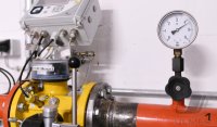 Schmuckbild Energiekrise: Gasleitung, Gasdruckanzeige