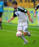 Fussball: 1. Bundesliga Saison 2010/2011: Wolfsburg, DIEGO am Ball