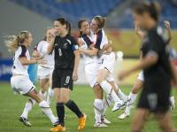 FUSSBALL  Olympia 2008   Vorrunde  Frauen   Olympia 2008  Peking  Fussball  Frauen   12.08.2008USA - Neuseeland