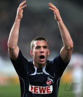 Fussball 1. Bundesliga : JUBEL nach dem Elfmeter Tor zum 0:1 Lukas Podolski (1. FC Koeln)