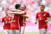 Fussball 1. Bundesliga Saison 2016/2017: FC Bayern Muenchen - FC Augsburg