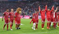 Fussball 1. Bundesliga Saison 17/18: FC Bayern Muenchen - Bayer 04 Leverkusen