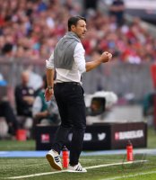 Fussball 1. Bundesliga Saison 18/19: FC Bayern Muenchen - Bayer 04 Leverkusen