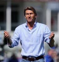 Fussball 3. Bundesliga : Trainer Klaus Augenthaler (Unterhaching)