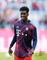 Fussball 1. Bundesliga Saison 17/18: FC Bayern Muenchen - SC Freiburg