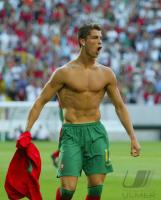 Fussball International Euro 2004:    JUBEL Cristiano RONALDO (POR)