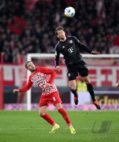 Fussball 1. Bundesliga 23/24: SC Freiburg - FC Bayern Muenchen