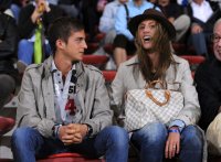 Fussball 3. Bundesliga : Christoph Knasmueller mit Freundin Sandra (FC Bayern II)