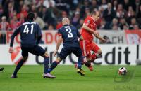 FUSSBALL  International CHL 09/10: FC Bayern  Muenchen - Olympique Lyon
