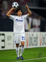 Fussball: Champions League, Saison 2010/2011: Schalke - Lissabon, UCHIDA