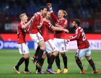 FUSSBALL SERIE A:  JUBEL mit Mark Van Bommel, Zlatan Ibrahimovic , Philippe Mexes, Antonio Nocerino  (v. li., AC Mailand)