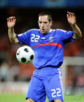 FUSSBALL EURO 2008:  RIBERY (Frankreich) am Ball