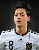 Fussball International EM 2012 - Qualifikation: Deutschland, OEZIL