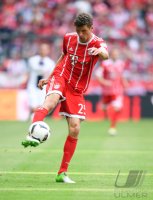Fussball 1. Bundesliga Saison 16/17: FC Bayern Muenchen - SC Freiburg