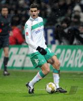 FUSSBALL, 1. BUNDESLIGA: Werder Bremen, TZIOLIS Einzelaktion