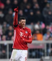 Fussball 1. Bundesliga Saison 16/17: FC Bayern Muenchen - RB Leipzig