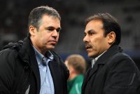 2. Fussball Bundesliga: Manager Andreas Rettig mit Trainer Jos Luhukay (FC Augsburg)