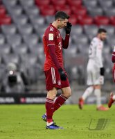 Fussball 1. Bundesliga Saison 21/22: FC Bayern Muenchen - 1. FSV Mainz 05