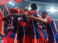 Fussball 1. Bundesliga Saison 14/15: JUBEL Bastian Schweinsteiger (FC Bayern Muenchen)