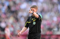 Fussball 1. Bundesliga :  Schiri Christian Dingert