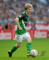 Fussball: 1. Bundesliga Saison 2010/2011: SV Werder Bremen, MARIN am Ball