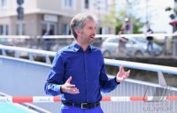 Eroeffnung Radbruecke Tuebingen; Tuebingens Oberbuergermeister Boris Palmer (Die Gruenen)