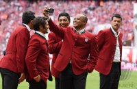 Fussball 1. Bundesliga Saison 16/17: FC Bayern Muenchen - SC Freiburg