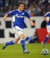 FUSSBALL, 1. BUNDESLIGA, 10. Spieltag: Schalke 04, SCHMITZ Einzelaktion