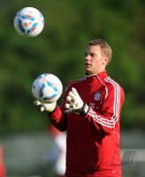 Fussball 1. Bundesliga Saison   2011/2012 :  Torwart Manuel Neuer (FC Bayern Muenchen)